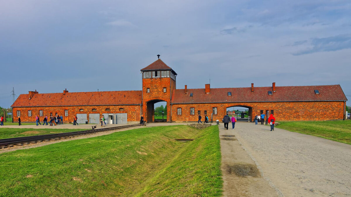 Comment visiter auschwitz le camp de concentration en pologne guide
