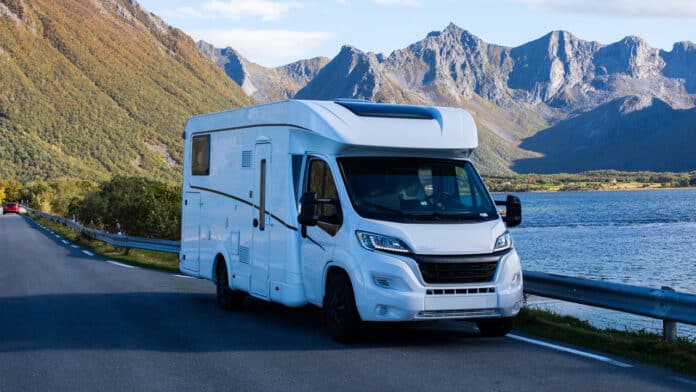 Comment bien choisir son camping car integral ?